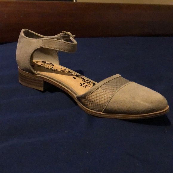 Sandals - Picture 3 of 4